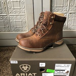 Ariat roundtoe lacer boot